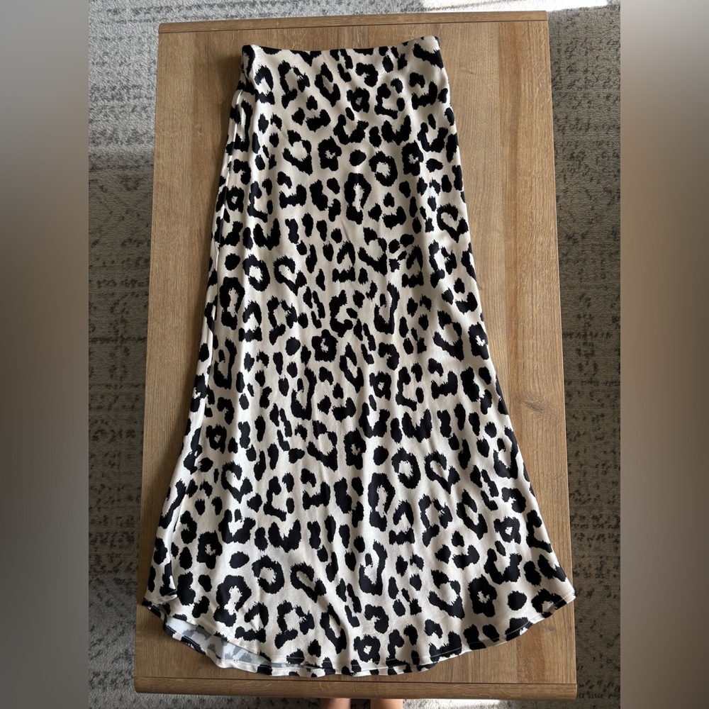 H&M Satin Leopard Print Midi Skirt